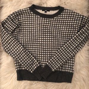 Uniqlo sweater